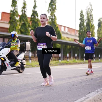Runner Photo 8382157