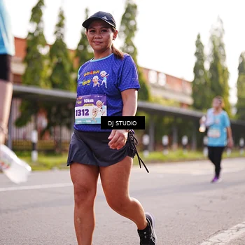 Runner Photo 8382195