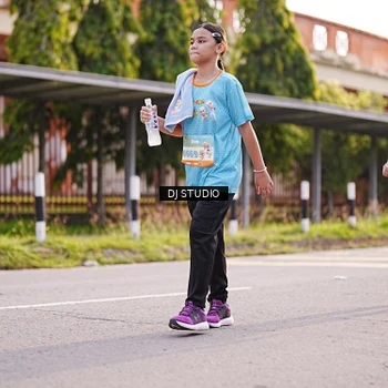 Runner Photo 8382196
