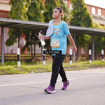 Runner Photo 8382201