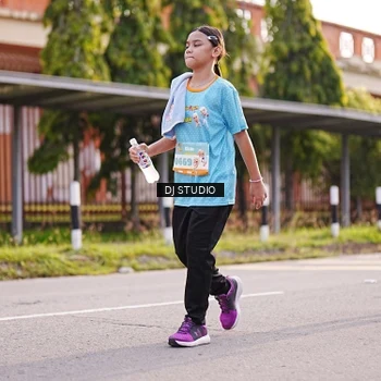 Runner Photo 8382202