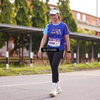 Runner Photo 8382223