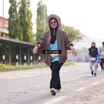 Runner Photo 8382234