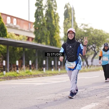 Runner Photo 8382241
