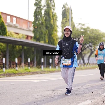 Runner Photo 8382245