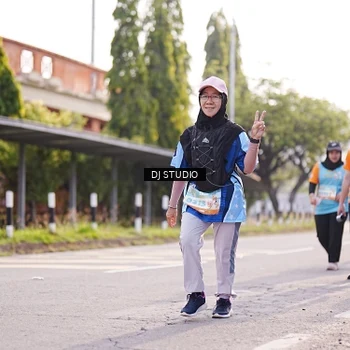 Runner Photo 8382248