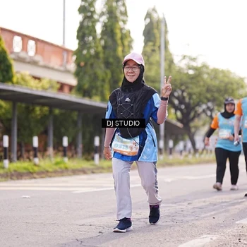 Runner Photo 8382255