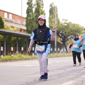 Runner Photo 8382258