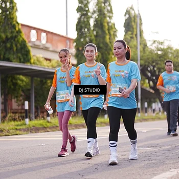 Runner Photo 8382291