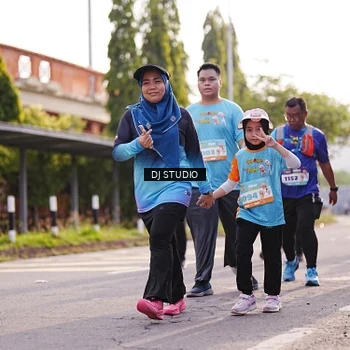 Runner Photo 8382313
