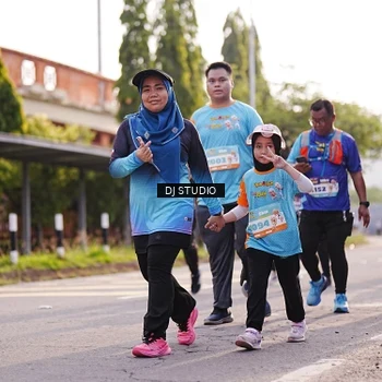 Runner Photo 8382316