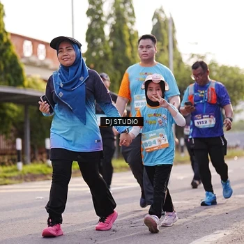 Runner Photo 8382321
