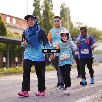 Runner Photo 8382332