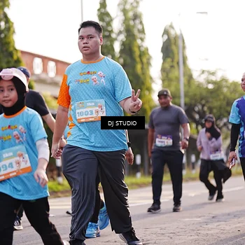 Runner Photo 8382342