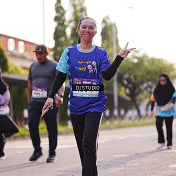 Runner Photo 8382347