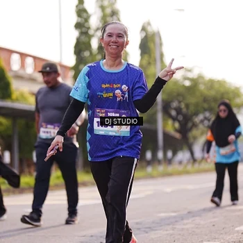 Runner Photo 8382349