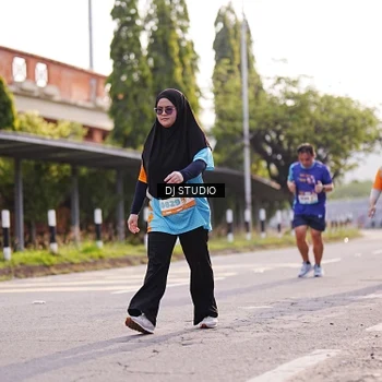 Runner Photo 8382361