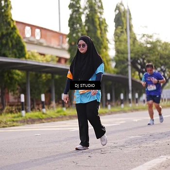 Runner Photo 8382366