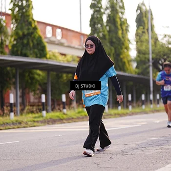 Runner Photo 8382370