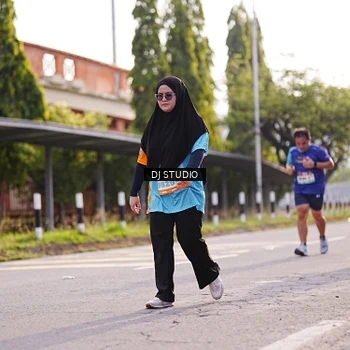 Runner Photo 8382377