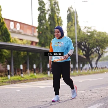 Runner Photo 8382392