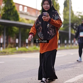 Runner Photo 8382403