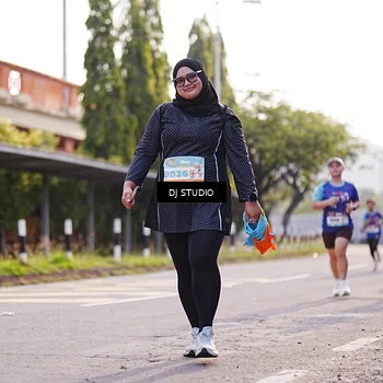 Runner Photo 8382415