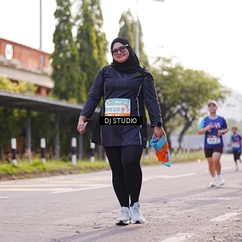 Runner Photo 8382418