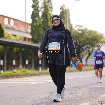 Runner Photo 8382421