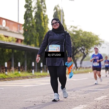 Runner Photo 8382431