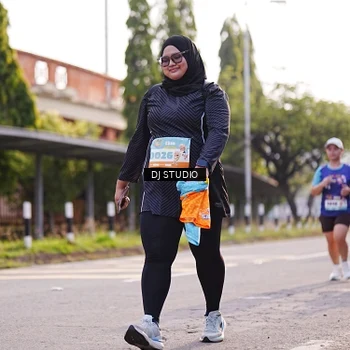 Runner Photo 8382435