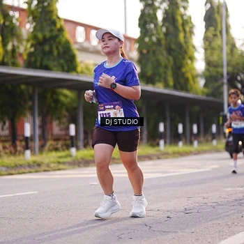 Runner Photo 8382439