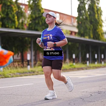 Runner Photo 8382444