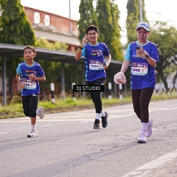 Runner Photo 8382452