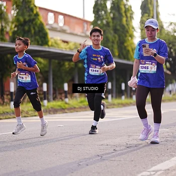 Runner Photo 8382453