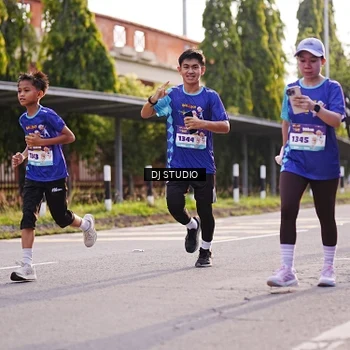 Runner Photo 8382455