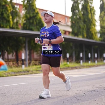 Runner Photo 8382458