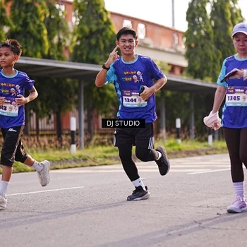 Runner Photo 8382467