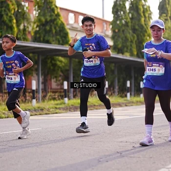 Runner Photo 8382470
