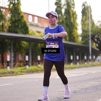 Runner Photo 8382476