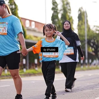 Runner Photo 8382506