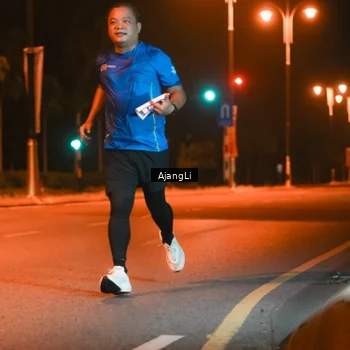 Runner Photo 8382522