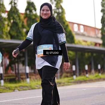 Runner Photo 8382523
