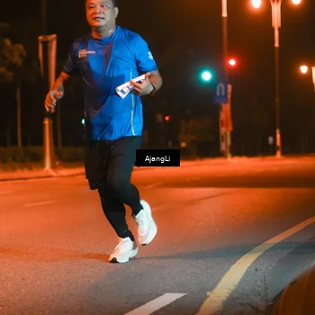 Runner Photo 8382525