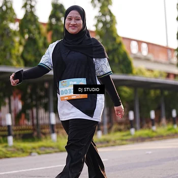 Runner Photo 8382526