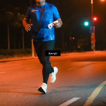 Runner Photo 8382529
