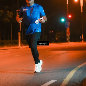 Runner Photo 8382530