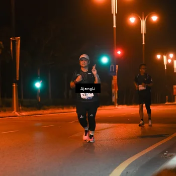 Runner Photo 8382536
