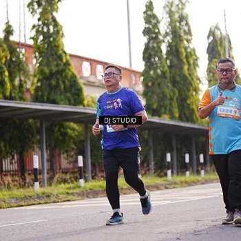 Runner Photo 8382540