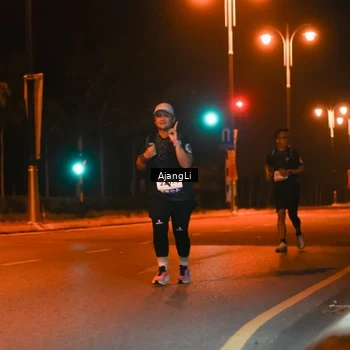Runner Photo 8382541